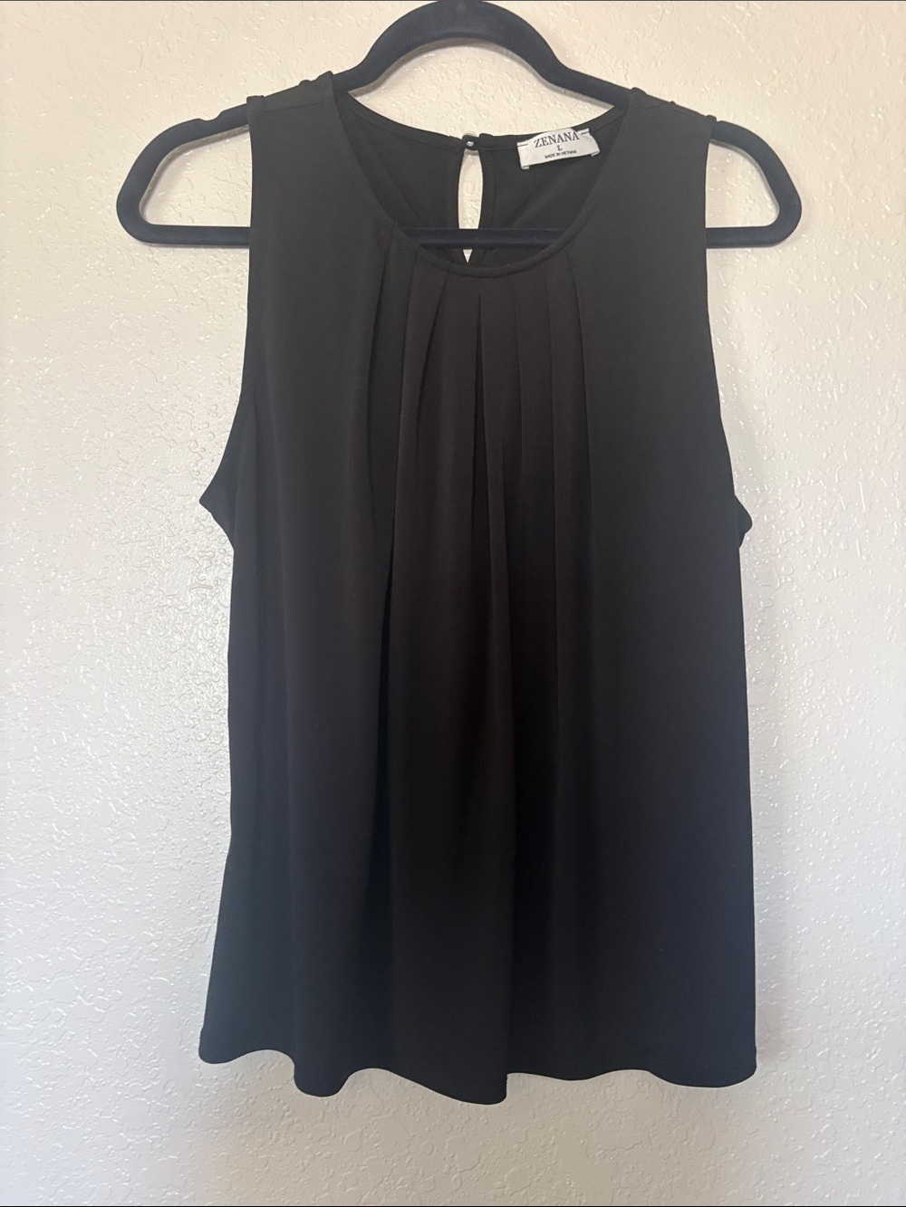 Zenana Outfitters Black Pleated Front Sleeveless Camisole